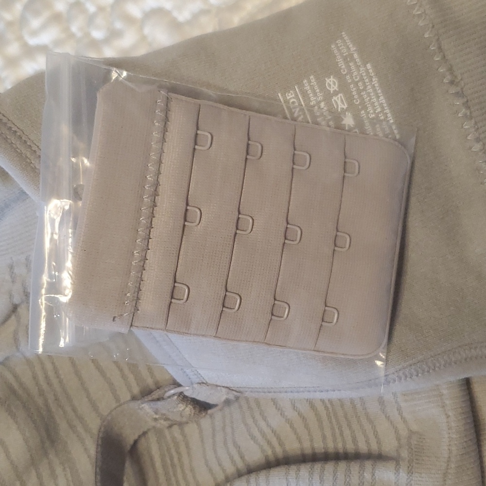Kindred Bravely  SUBLIME  Hands Free  Pumping and  Nursing  Bra - Picture 12 of 14